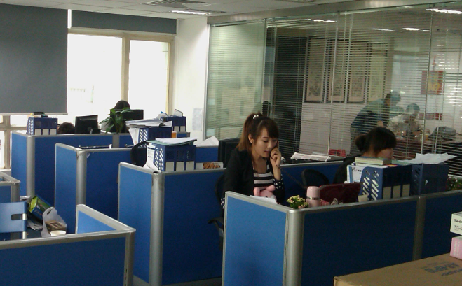 河南皓与信息技术有限公司服务器安全运维服务与自建团队成本对比
